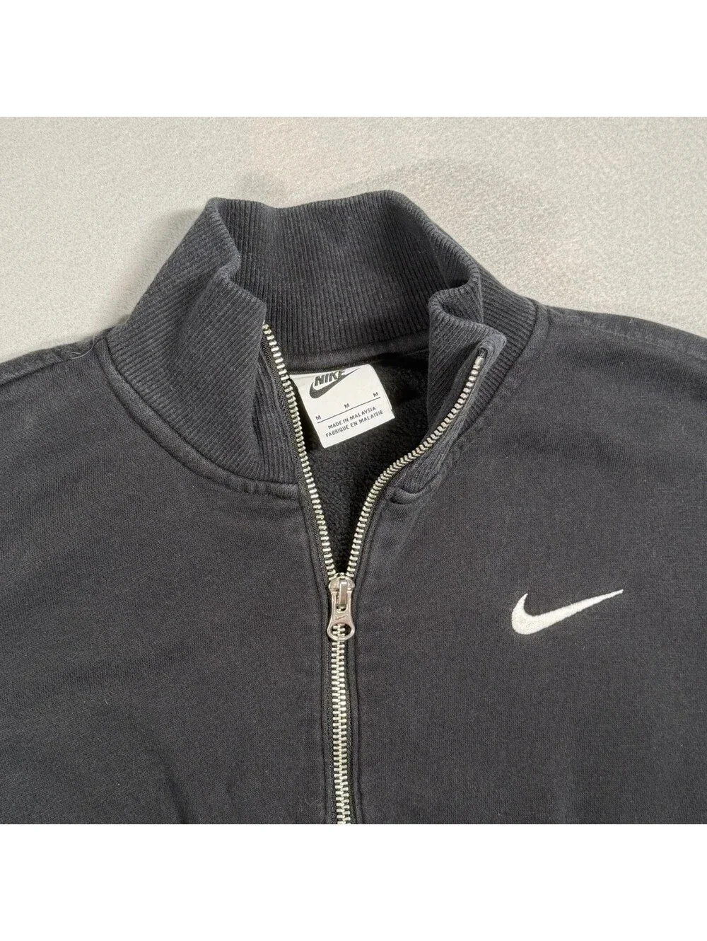 Nike Women's Black Cropped Quarter Zip Fleece Sweatshirt Size M Embroidered